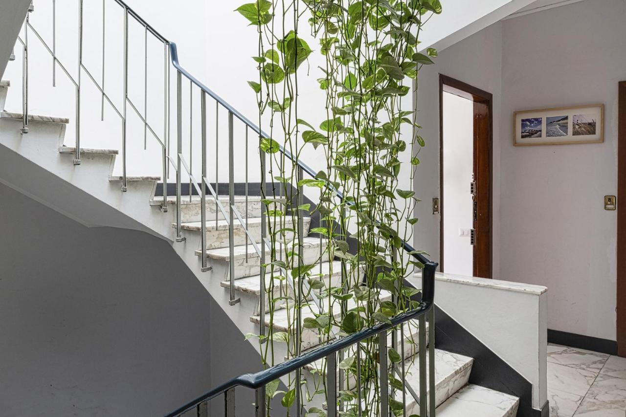Contemporary Apartment In Sturla By Wonderful Italy Genoa Exterior photo